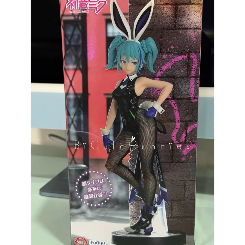 FuRyu BiCute Bunnies Hatsune Miku Street Violet Color Ver.